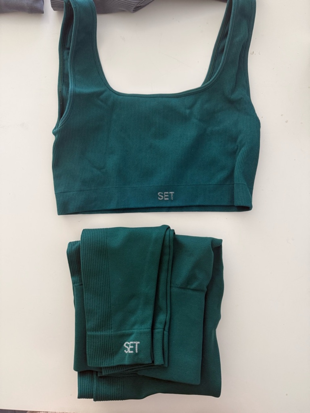 Set active Women's Ribbed Sports Bra & Legging Set in Deep Teal